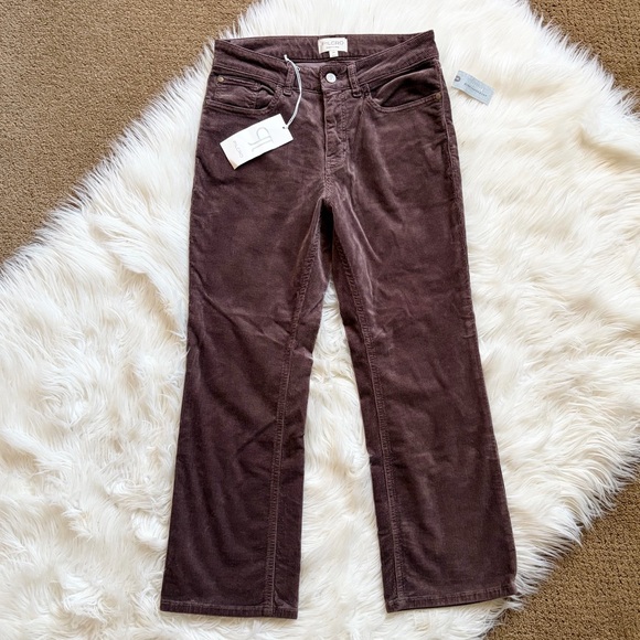 Pilcro NWT The Yaya Mid-Rise Corduroy Crop Flare Pant Brown 29P - Picture 2 of 6